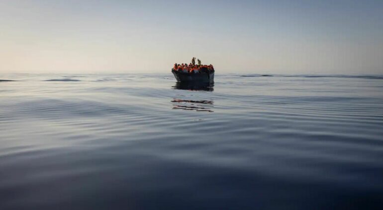 Po udhëtonin me varkë në det, shpëtohen 75 emigrantë në Greqi