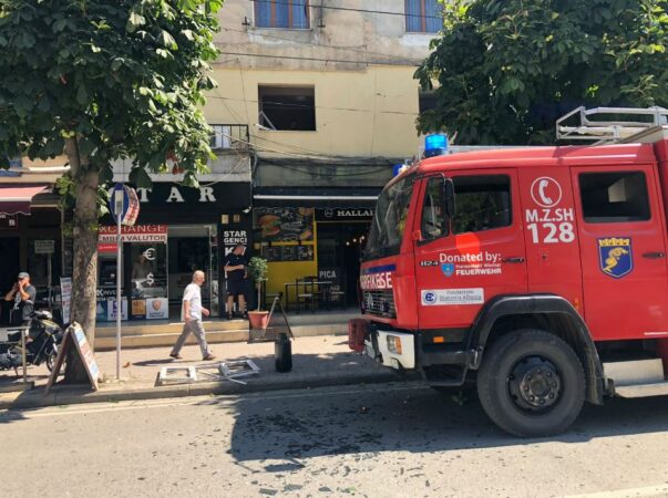 Shpërthen bombula e gazit në Pogradec një grua dërgohet në spital