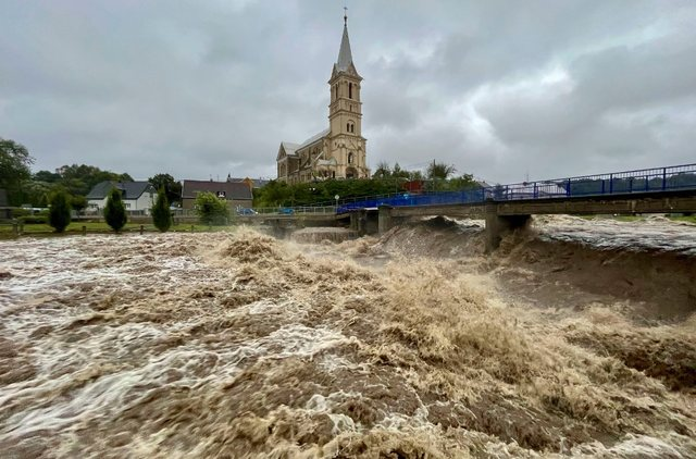 Përmbytje katastrofike në Europë, 7 viktima deri më tani (FOTO)