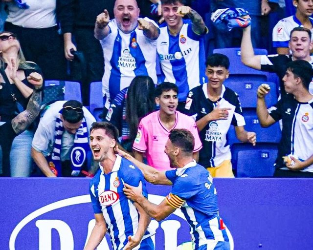 Shënoi golin e parë me fanellën e Espanyol, Kumbulla