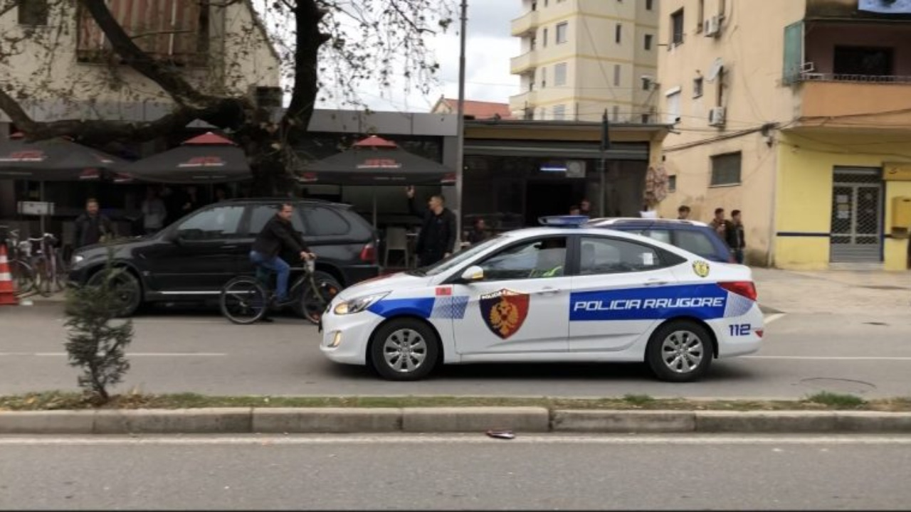 Arrestohet i riu që qëlloi me thikë burrin e motrës