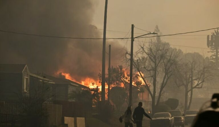 Zjarret në Los Angeles, rritet numri i viktimave