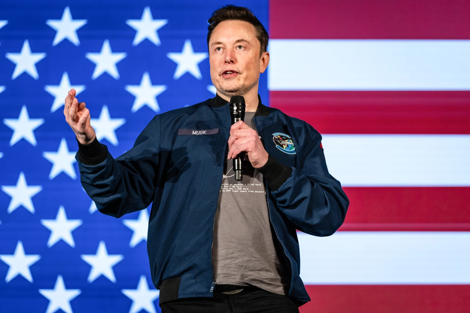 Experts explain why Elon Musk’s net worth has plummeted $102 B