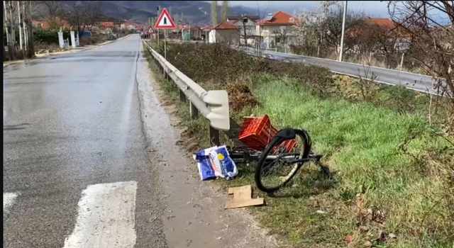 Makina përplas qytetarin, po udhëtonte me biçikletë