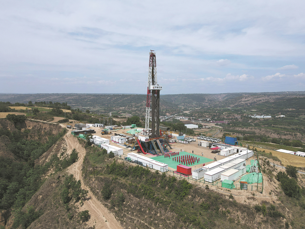 Kina zbulon 38 depozita minerale